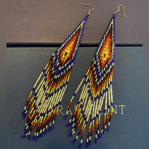 Jessie Western Stunning Beaded Statement Shoulder Duster Earrings - Picture 3 of 4